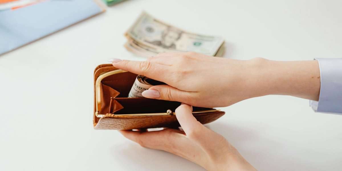 Stylish & Affordable: Best Wallets Available in Pakistan