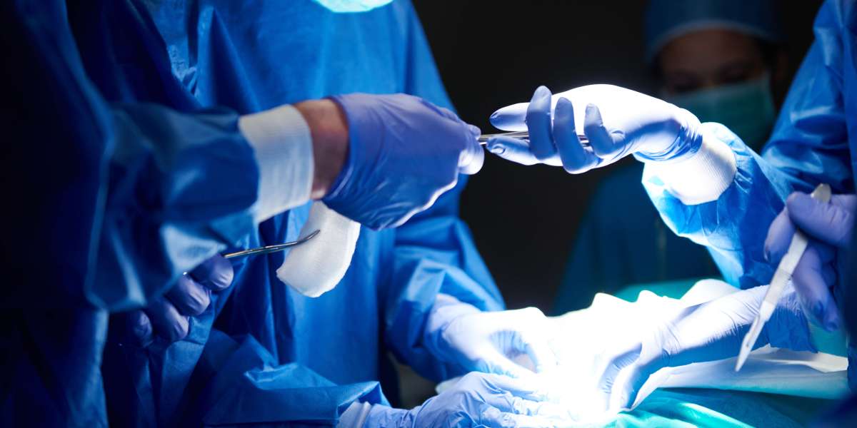 أفضل 3 مدن في الهند لعلاج سرطان القولون: الأسباب والأعراض والسياحة العلاجية