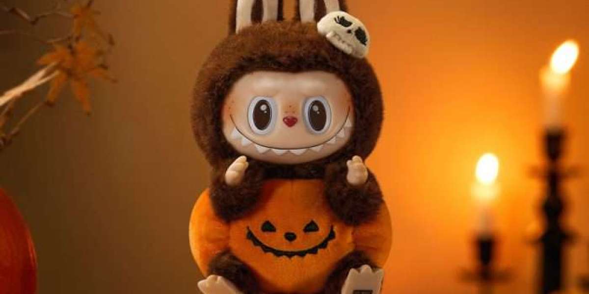 The Artistic Invasion: Labubu Brings Pop Art to Canada